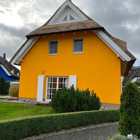 Semesterbostad Haus Eisvogel *